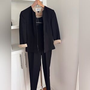 Kasper Women’s  Black Pantsuit. Timeless Elegance